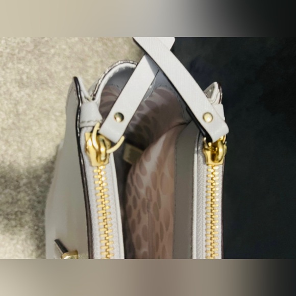 Kate Spade Tote Bag - Picture 7 of 7